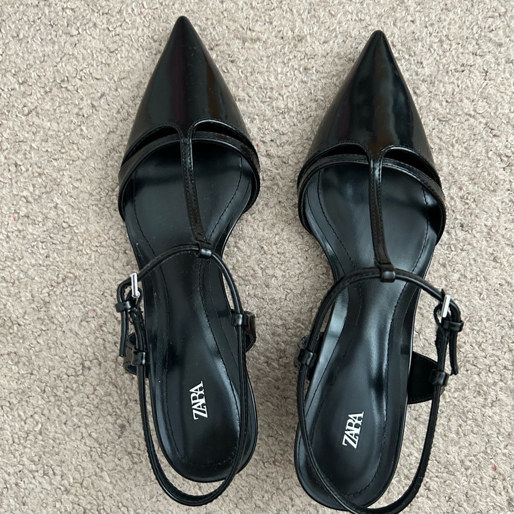 Zara Black Pointed Toe Heels